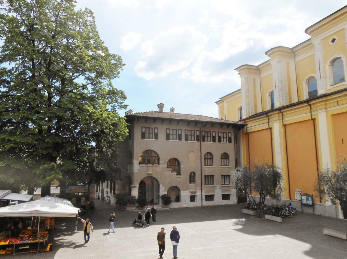 Appartamento Casa Morellato Riva del Garda Esterno foto